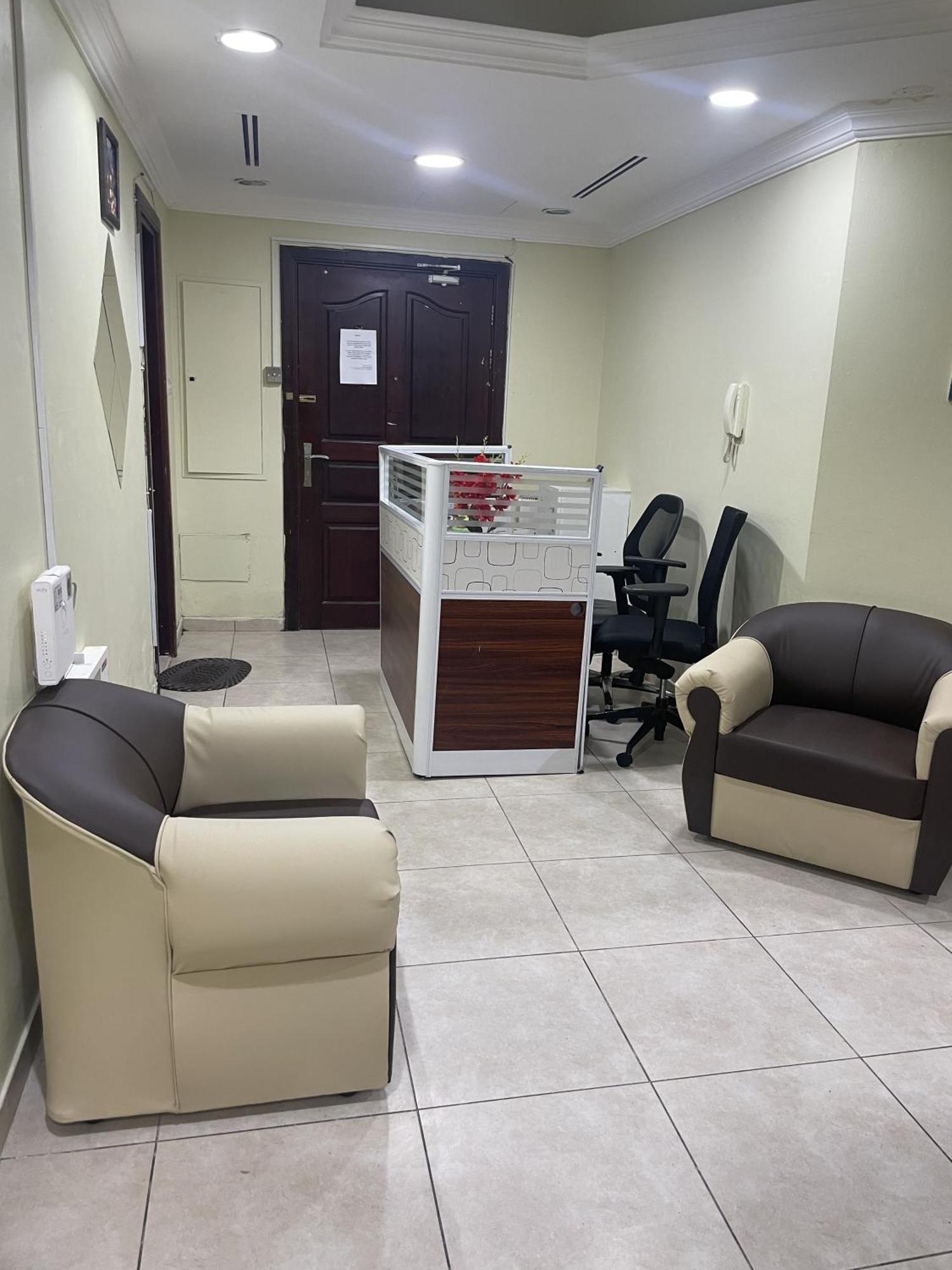Elite Space Hostel And Capsule Accommodation Дубай Экстерьер фото